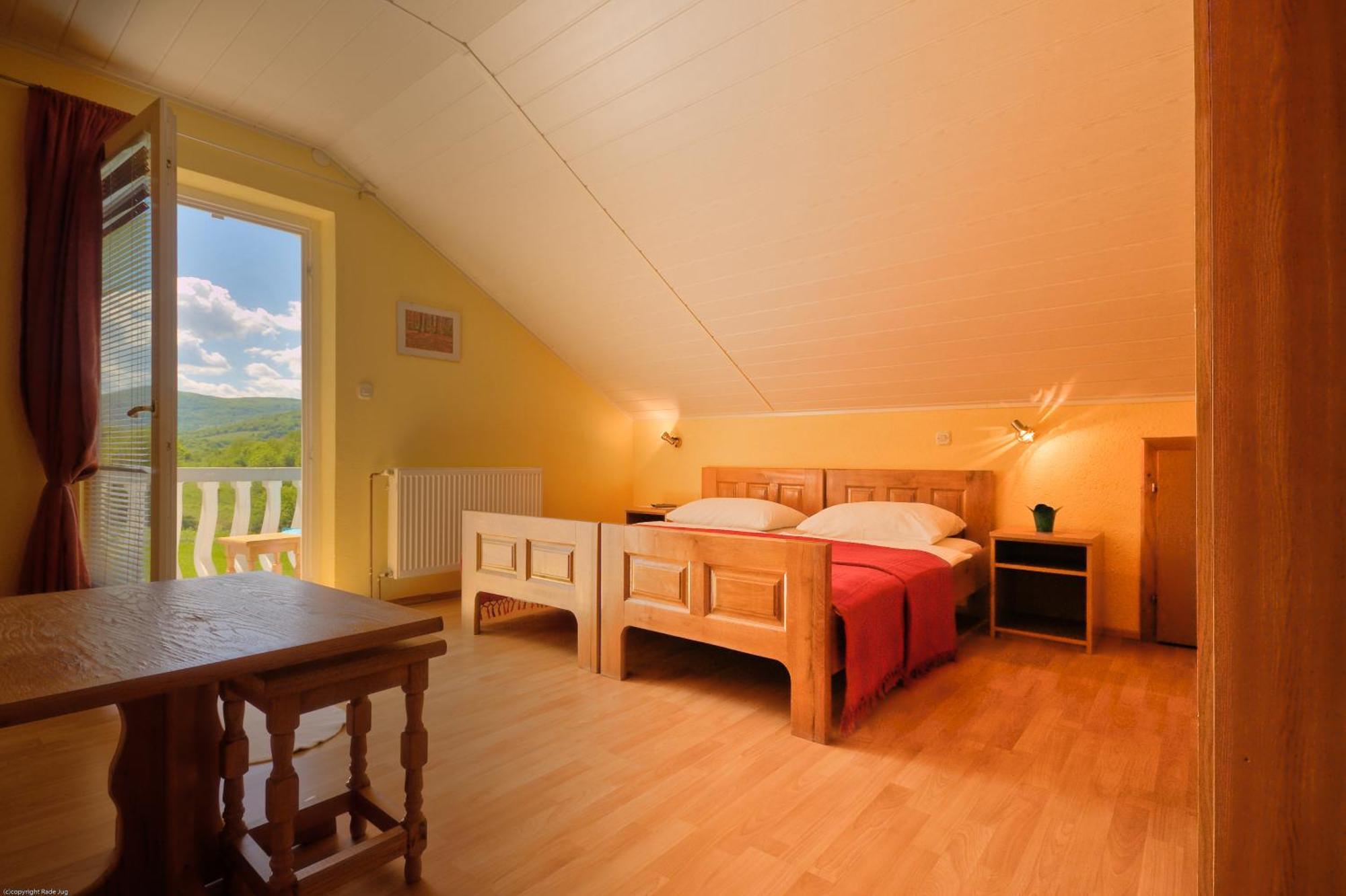 Ranch Terra Hotel Irinovac Kültér fotó