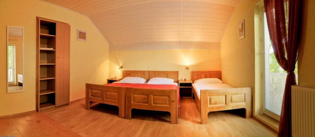 Ranch Terra Hotel Irinovac Kültér fotó
